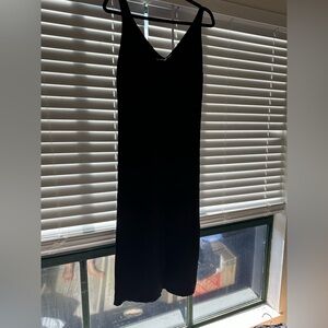 Elegant Black Sleeveless Dress